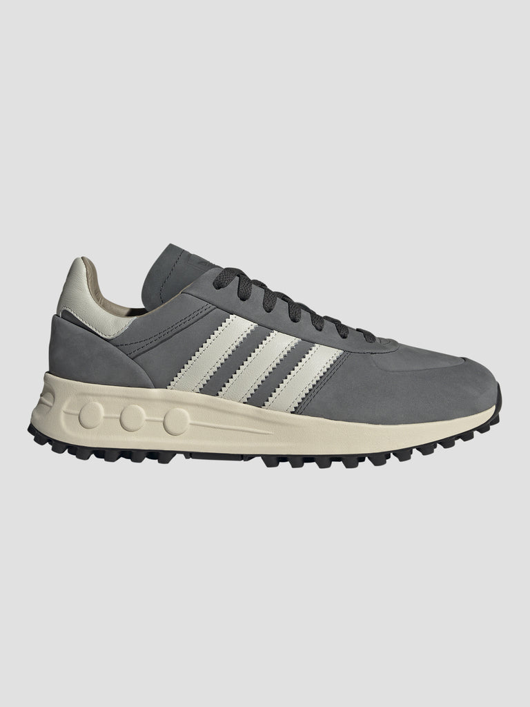 ADIDAS IE6482GREY